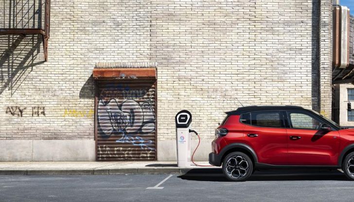 Nuova Citroën e-C3: caratteristiche, versioni e prezzi della city car elettrica - Foto 5 di 71
