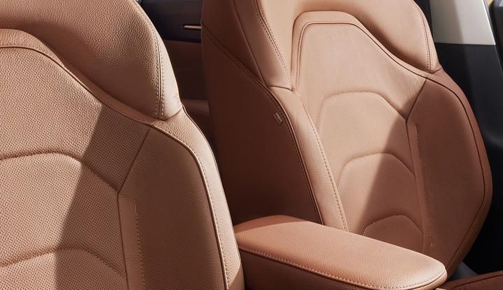 Skoda Kodiaq 2024: caratteristiche, motori, abitacolo, allestimenti e prezzi - Foto 9 di 17