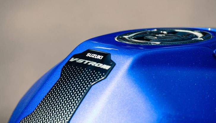 Suzuki V-Strom 800SE: presentata la nuova Street Explorer con bicilindrico - Foto 93 di 118