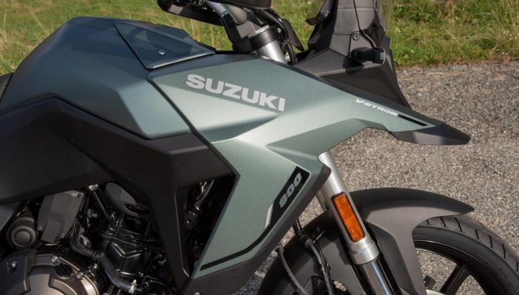 Suzuki V-Strom 800SE: presentata la nuova Street Explorer con bicilindrico - Foto 98 di 118