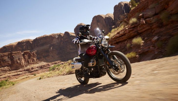 Triumph Scrambler 1200 X ed XE: debutta il model year 2024 con diversi aggiornamenti - Foto 13 di 124