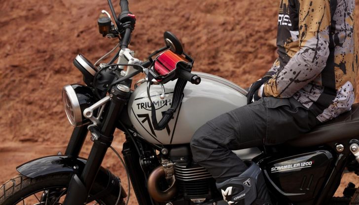 Triumph Scrambler 1200 X ed XE: debutta il model year 2024 con diversi aggiornamenti - Foto 123 di 124