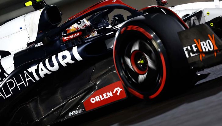 F1 2023, GP Qatar: Verstappen vince il terzo titolo, a Piastri la Sprint Race - Foto 9 di 10