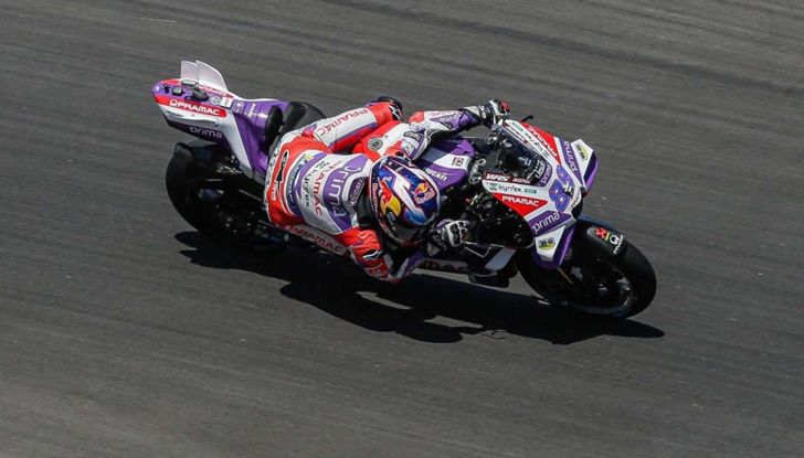 MotoGP 2023, GP Indonesia: Bagnaia batte Vinales, clamorosa caduta di Martin - Foto 5 di 10