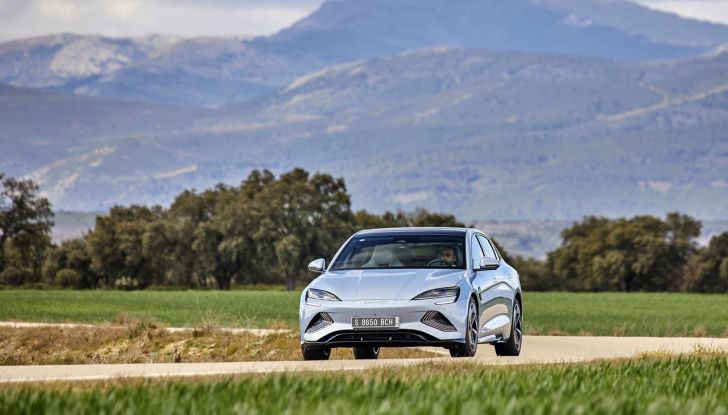 BYD Seal provata su strada a Milano - Foto 104 di 110