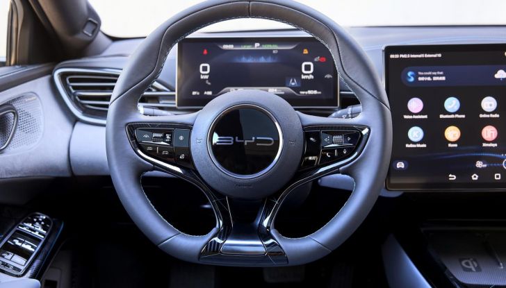 BYD Seal provata su strada a Milano - Foto 21 di 110