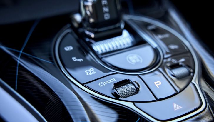 BYD Seal provata su strada a Milano - Foto 30 di 110