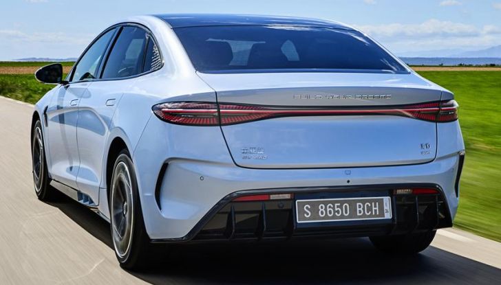 BYD Seal provata su strada a Milano - Foto 97 di 110