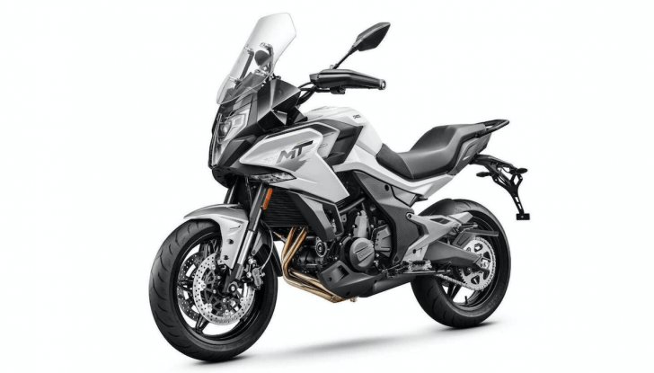 CF Moto 700MT 2024 caratteristiche tecniche e prezzi - Foto 10 di 14