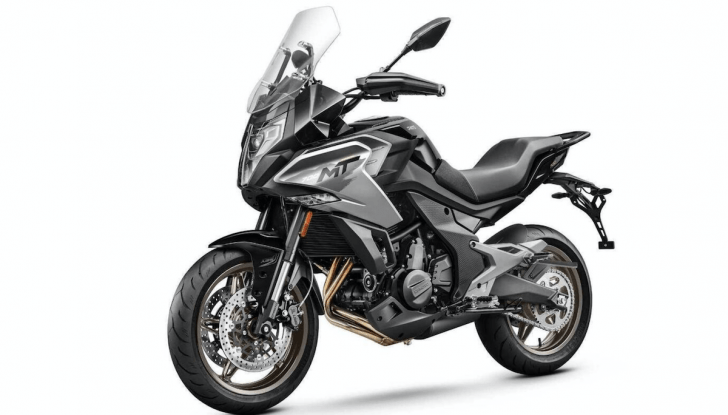 CF Moto 700MT 2024 caratteristiche tecniche e prezzi - Foto 3 di 14