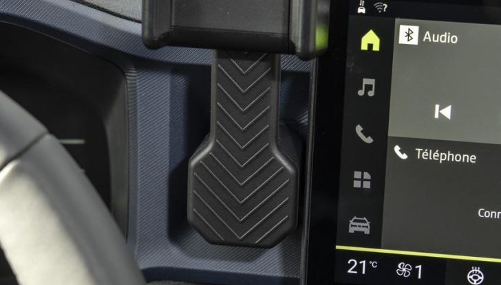 Dacia Duster 2025: un SUV a meno di 20.000 euro e ora con cinque modalità di guida - Foto 120 di 135