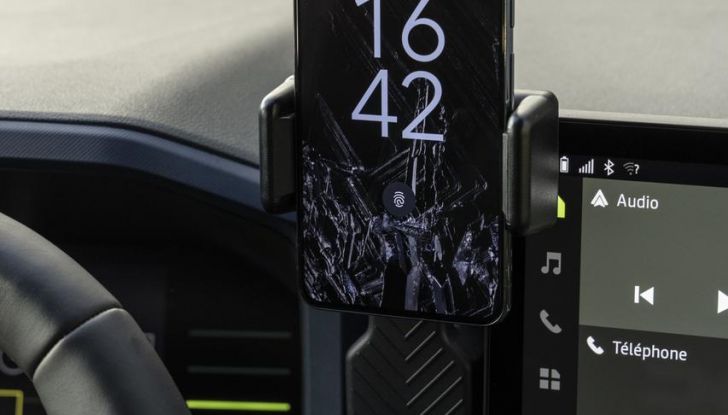 Dacia Duster 2025: un SUV a meno di 20.000 euro e ora con cinque modalità di guida - Foto 119 di 135