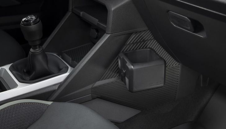 Dacia Duster 2025: un SUV a meno di 20.000 euro e ora con cinque modalità di guida - Foto 11 di 135