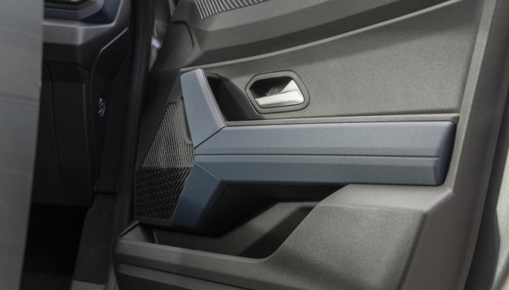 Dacia Duster 2025: un SUV a meno di 20.000 euro e ora con cinque modalità di guida - Foto 108 di 135