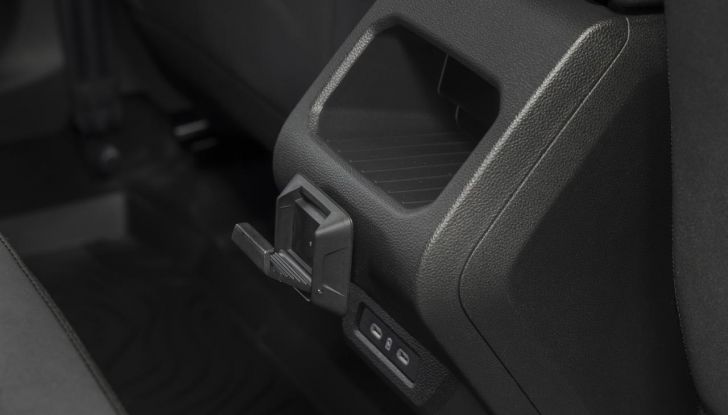 Dacia Duster 2025: un SUV a meno di 20.000 euro e ora con cinque modalità di guida - Foto 16 di 135