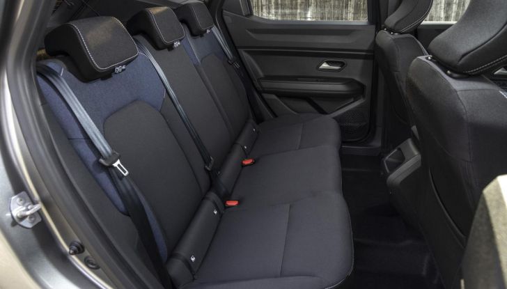 Dacia Duster 2025: un SUV a meno di 20.000 euro e ora con cinque modalità di guida - Foto 101 di 135