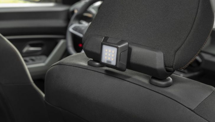 Dacia Duster 2025: un SUV a meno di 20.000 euro e ora con cinque modalità di guida - Foto 30 di 135