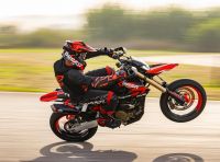 Ducati Hypermotard 698 Mono: il nuovo riferimento per le Supermotard stradali