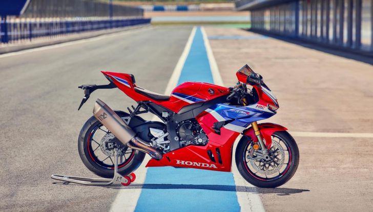 Honda: tre nuove 400 quattro cilindri in arrivo nel 2025? - Foto 75 di 118