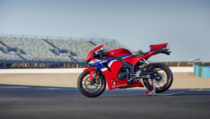 Honda: tre nuove 400 quattro cilindri in arrivo nel 2025? - Foto 61 di 118