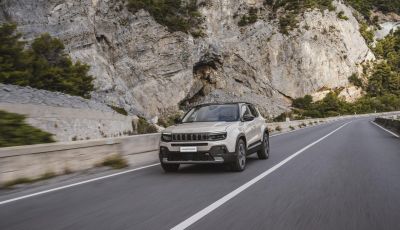 Jeep Avenger e-Hybrid: caratteristiche, design, motore e allestimenti