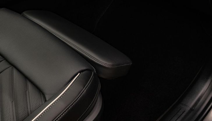 Nuovo Kia Sorento: le motorizzazioni elettrificate arrivano in Italia - Foto 16 di 16