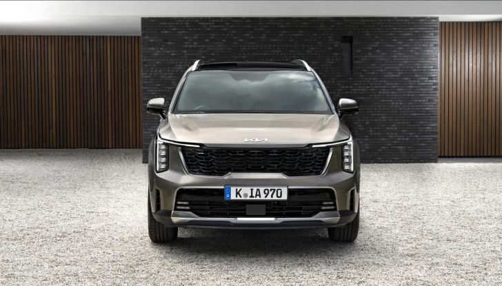 Nuovo Kia Sorento: le motorizzazioni elettrificate arrivano in Italia - Foto 7 di 16