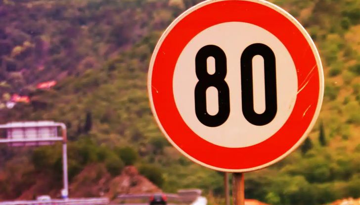 Limiti velocità neopatentati. Quale? Quando? Perché? - Foto 9 di 12