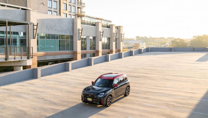 Mini John Cooper Works Countryman 2024: prestazioni al top nel segmento dei crossover - Foto 13 di 99