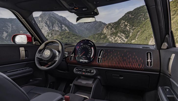 Mini John Cooper Works Countryman 2024: prestazioni al top nel segmento dei crossover - Foto 16 di 99
