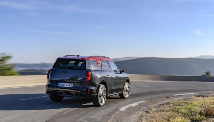 Mini John Cooper Works Countryman 2024: prestazioni al top nel segmento dei crossover - Foto 41 di 99