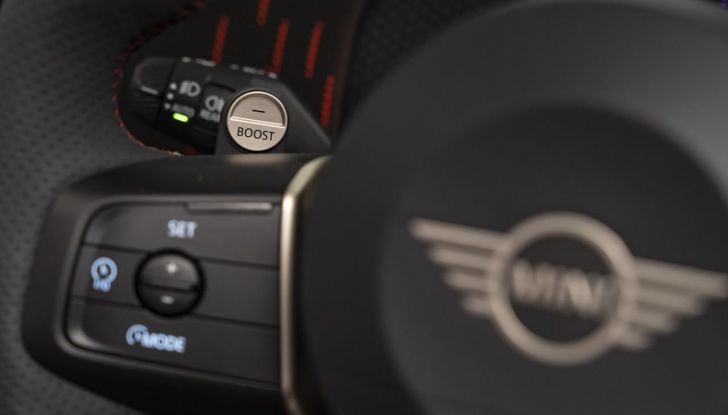 Mini John Cooper Works Countryman 2024: prestazioni al top nel segmento dei crossover - Foto 89 di 99