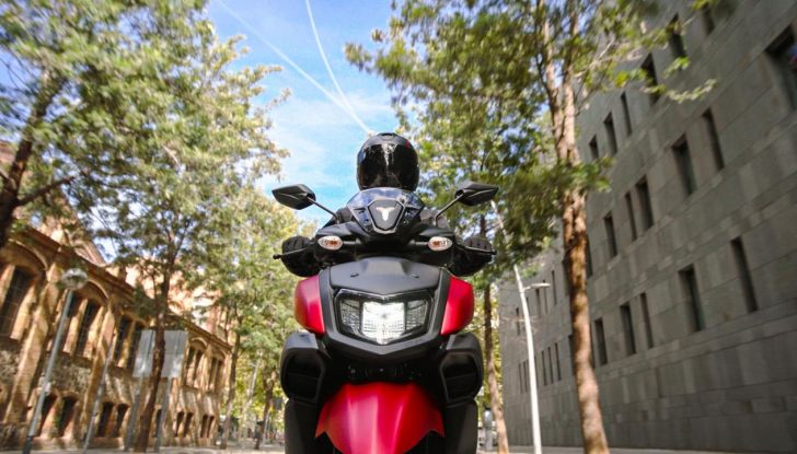 Yamaha RayZR: caratteristiche e colorazioni del nuovo scooter per la città - Foto 6 di 23