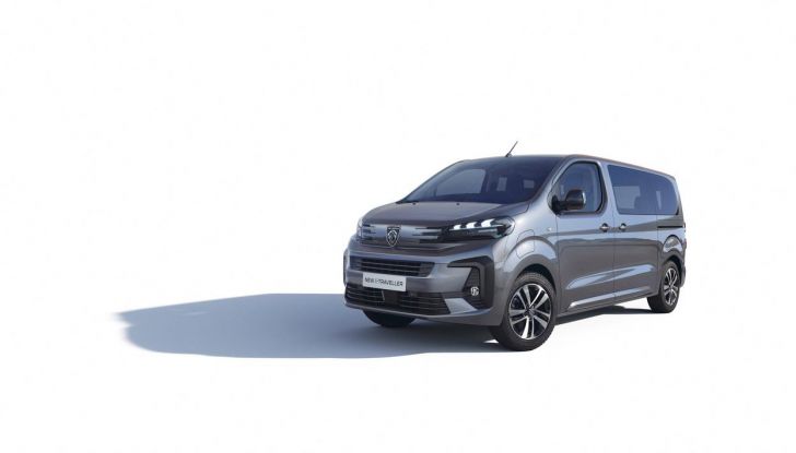 Peugeot E-Traveller 2024: caratteristiche, design e autonomia del nuovo EV - Foto 6 di 19