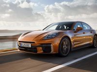 Porsche Panamera 2024: caratteristiche, design, interni, motori e prezzi
