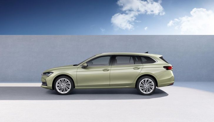 Skoda Superb 2024: caratteristiche, design, abitacolo e motori della nuova generazione - Foto 20 di 99