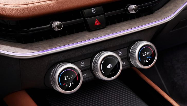 Skoda Superb 2024: caratteristiche, design, abitacolo e motori della nuova generazione - Foto 71 di 99