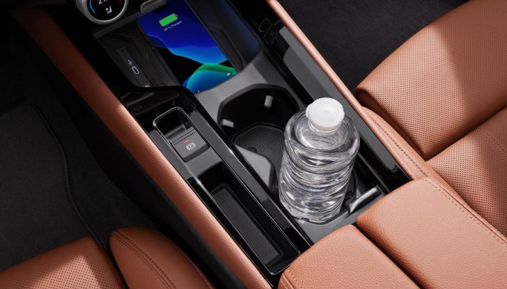 Skoda Superb 2024: caratteristiche, design, abitacolo e motori della nuova generazione - Foto 72 di 99