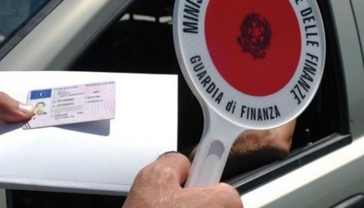 Sospensione patente neopatentati nel 2024