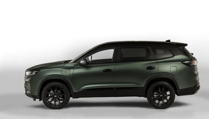 Sportequipe 8 Hybrid Plug-In: debutta il nuovo SUV top di gamma del brand italiano - Foto 4 di 51