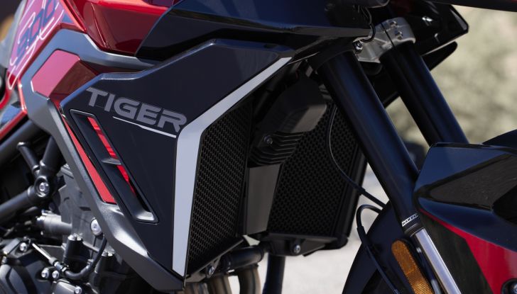 Triumph Tiger 900 2024: novità, design e caratteristiche tecniche - Foto 33 di 123