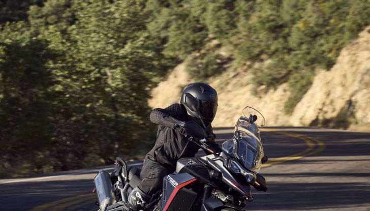 Triumph Tiger 900 2024: novità, design e caratteristiche tecniche - Foto 53 di 123