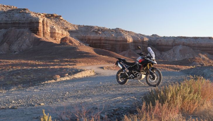 Triumph Tiger 900 2024: novità, design e caratteristiche tecniche - Foto 88 di 123