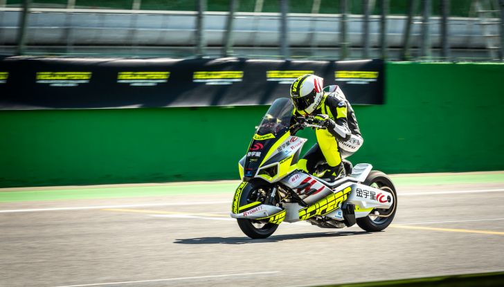 Velocifero punta sull’elettrico: ecco la proposta per EICMA 2023 - Foto 1 di 16