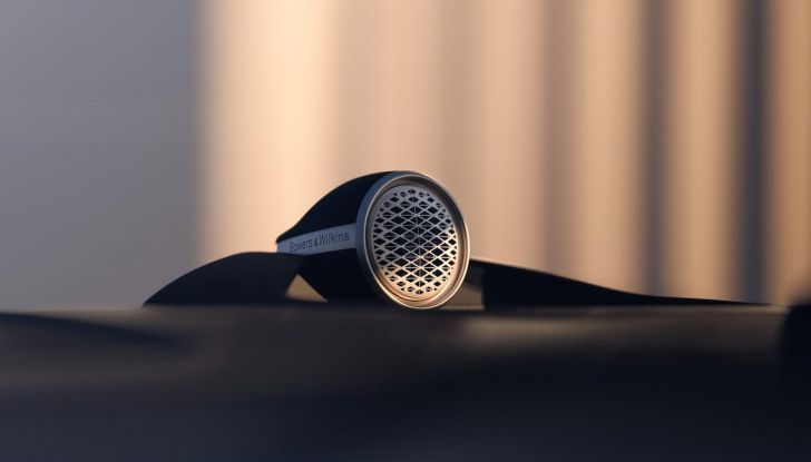 Volvo EM90: design, abitacolo, autonomia, caratteristiche e prestazioni - Foto 56 di 67