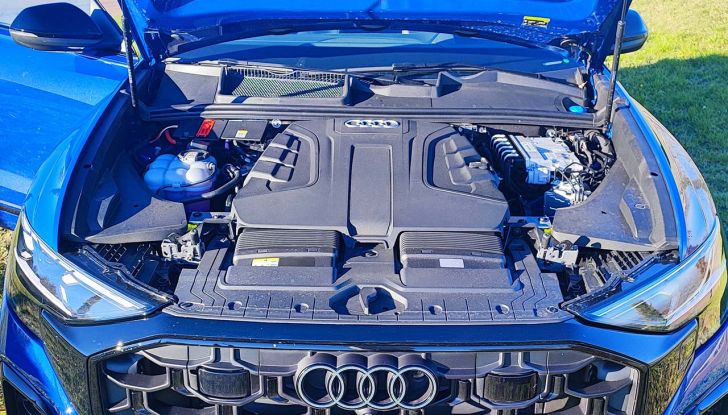 Audi Q8 2023: prova su strada e prezzi del restyling del SUV tedesco - Foto 21 di 22