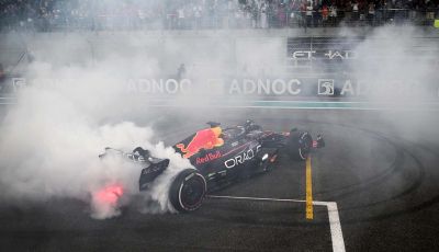 F1 2023, GP Abu Dhabi: Verstappen cala il sipario con l’ennesima vittoria