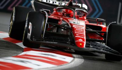 F1 2023, GP Las Vegas: dominio Ferrari, pole di Leclerc davanti a Sainz