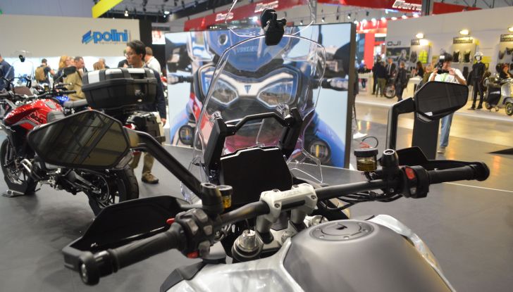 La gamma Modern Classics di Triumph si arricchisce con i modelli Speed 400 e Scrambler 400 X - Foto 27 di 55