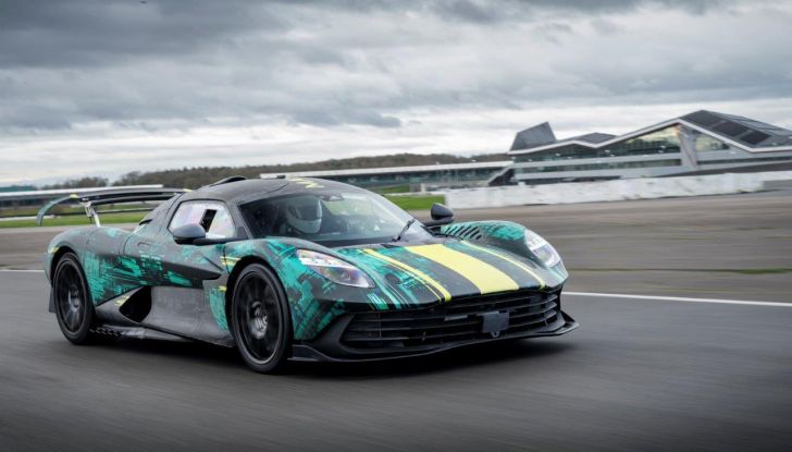 Aston Martin Valhalla prototipo foto